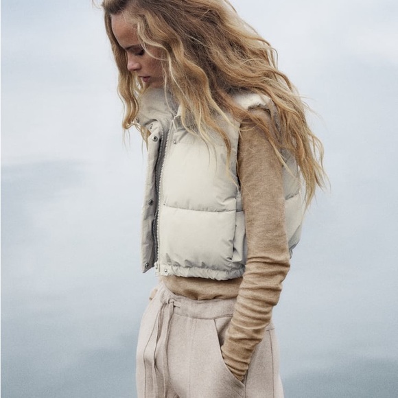 Zara Rubberized Cropped Vest - Picture 4 of 15